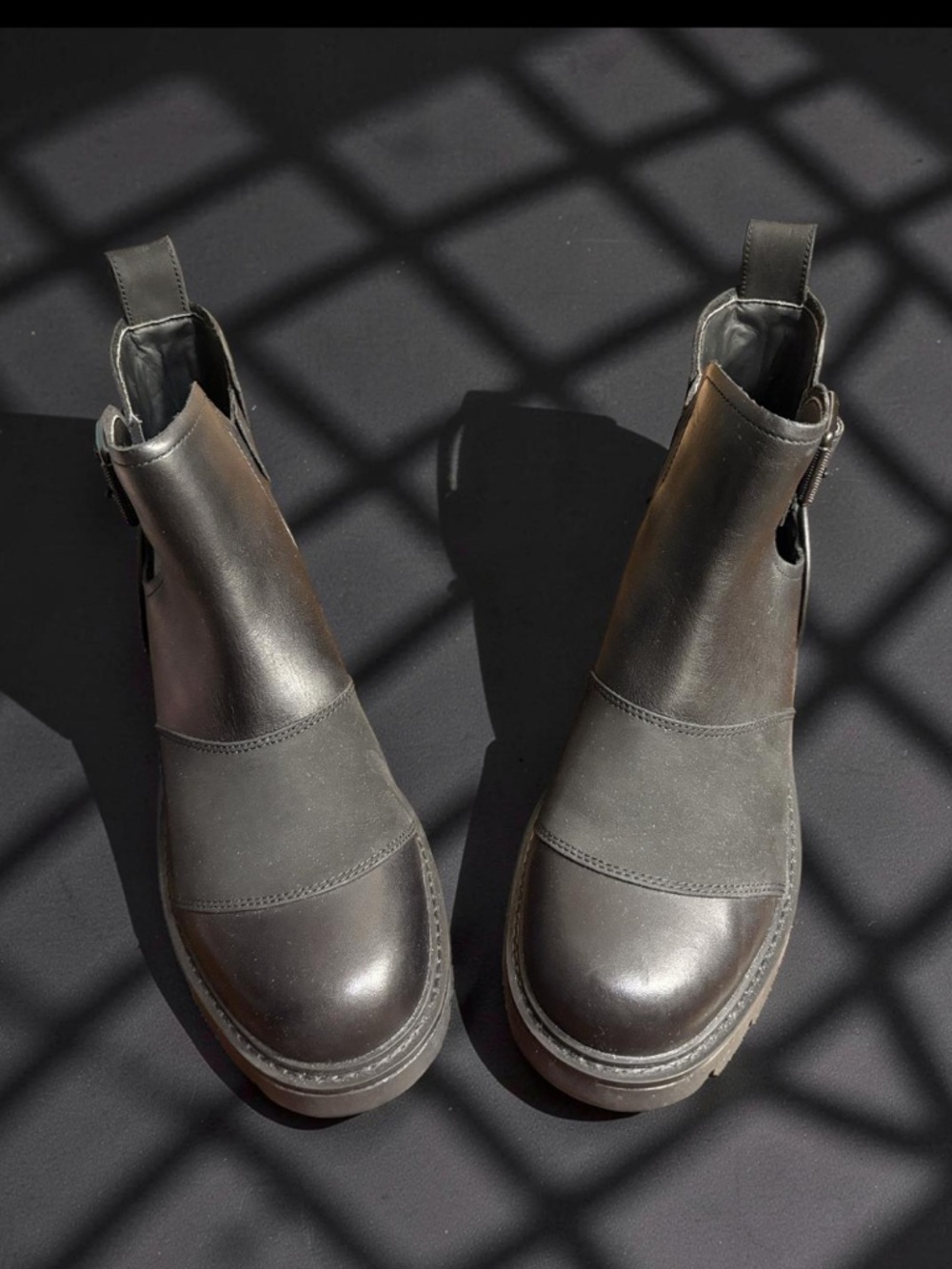 UGG Leather Black W Stockton Lug-Sole Ankle Boots
